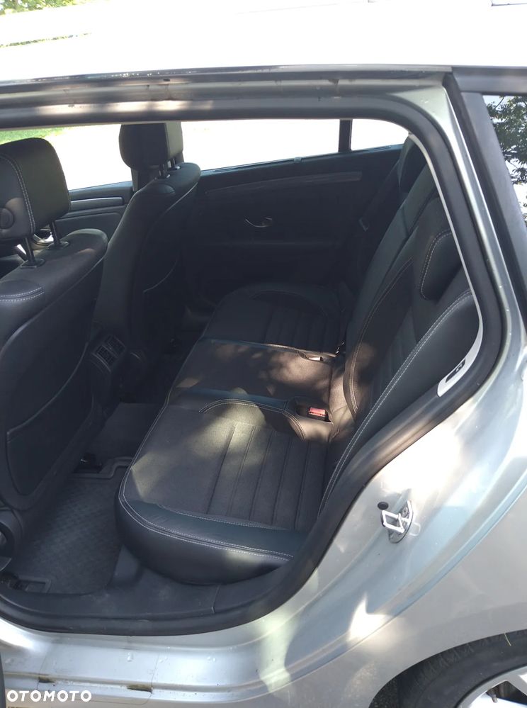 Renault Laguna 2.0 dCi FAP Dynamique - 23