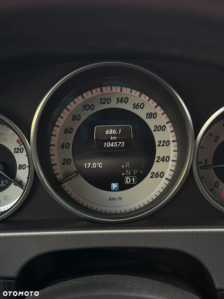 Mercedes-Benz Klasa E 200 BlueTEC 7G-TRONIC Avantgarde - 18