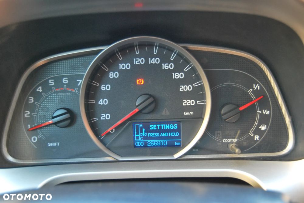 Toyota RAV4 2.2 D-4D Premium - 17