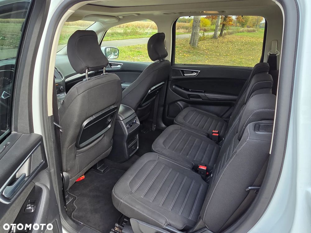 Ford Galaxy - 7