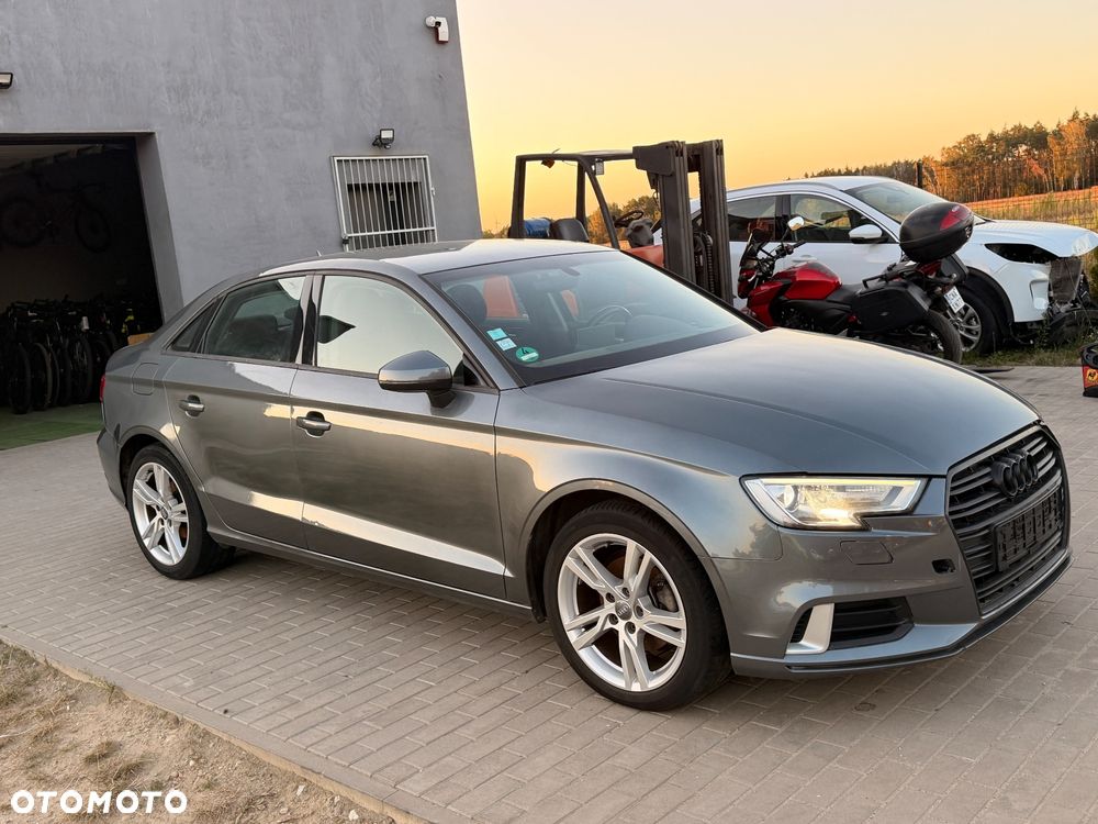 Audi A3 Limousine 30 TFSI design - 5