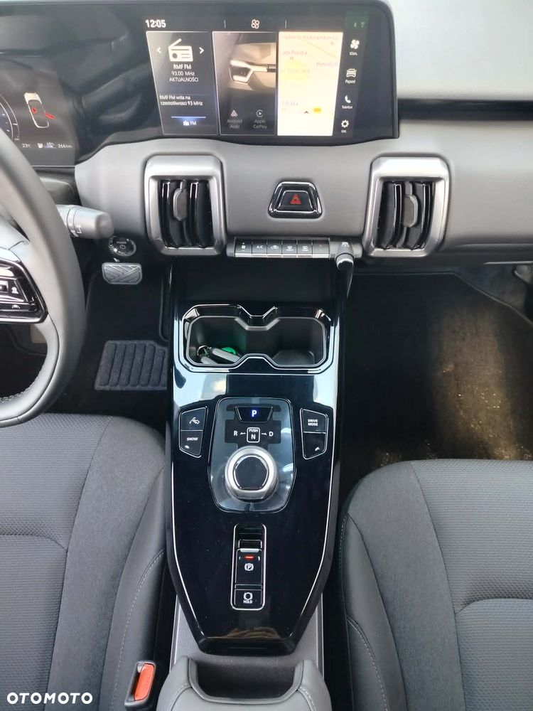 Suzuki e VITARA - 11