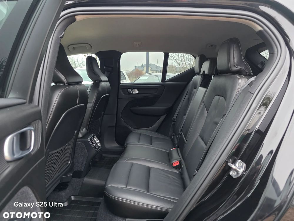 Volvo XC 40 D3 Momentum Pro - 28