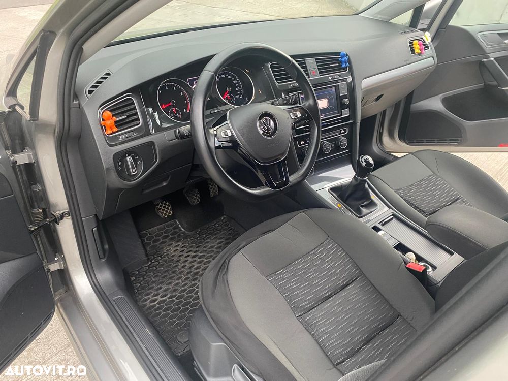 Volkswagen Golf 1.0 TSI BMT Trendline - 10