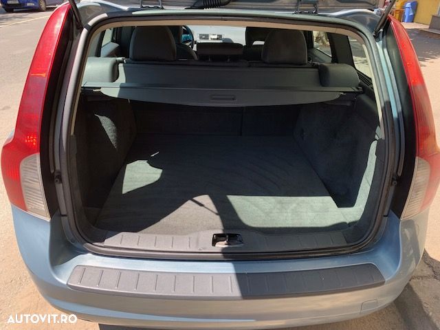 Volvo V50 1.6 D Momentum - 8