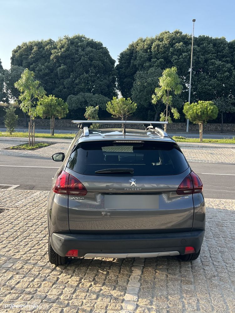 Peugeot 2008 1.2 PureTech Allure EAT6 - 15