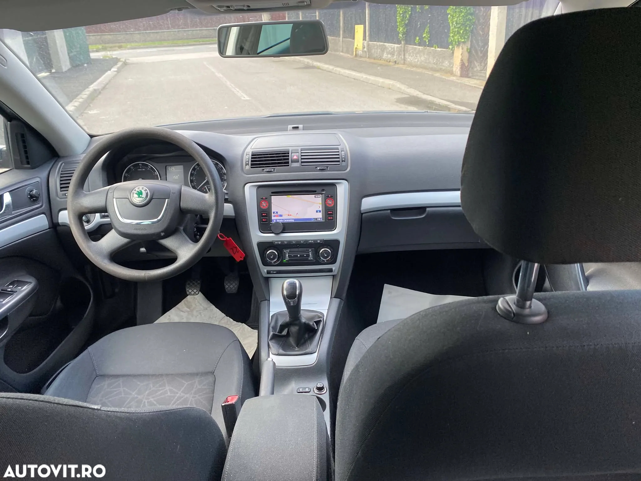 Skoda Octavia Combi 1.2 TSI FAMILY - 6