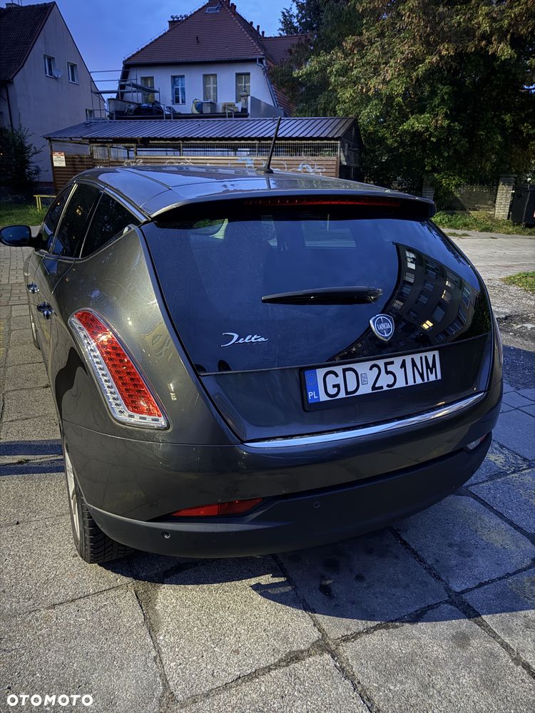 Lancia Delta - 2