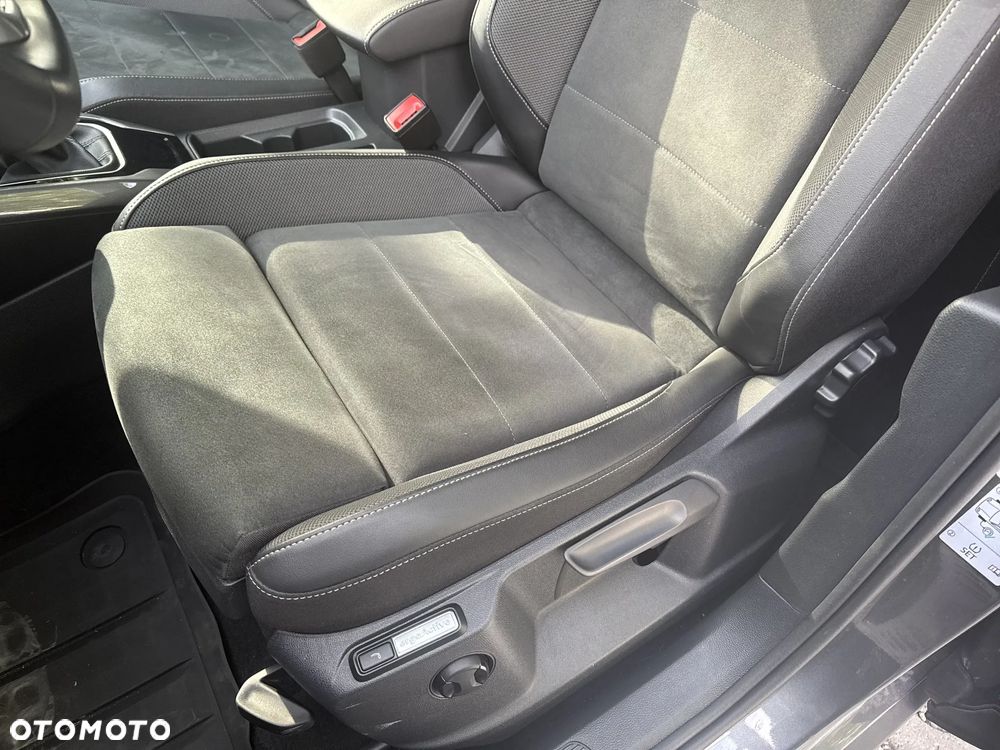 Volkswagen T-Roc 1.5 TSI Style DSG - 13