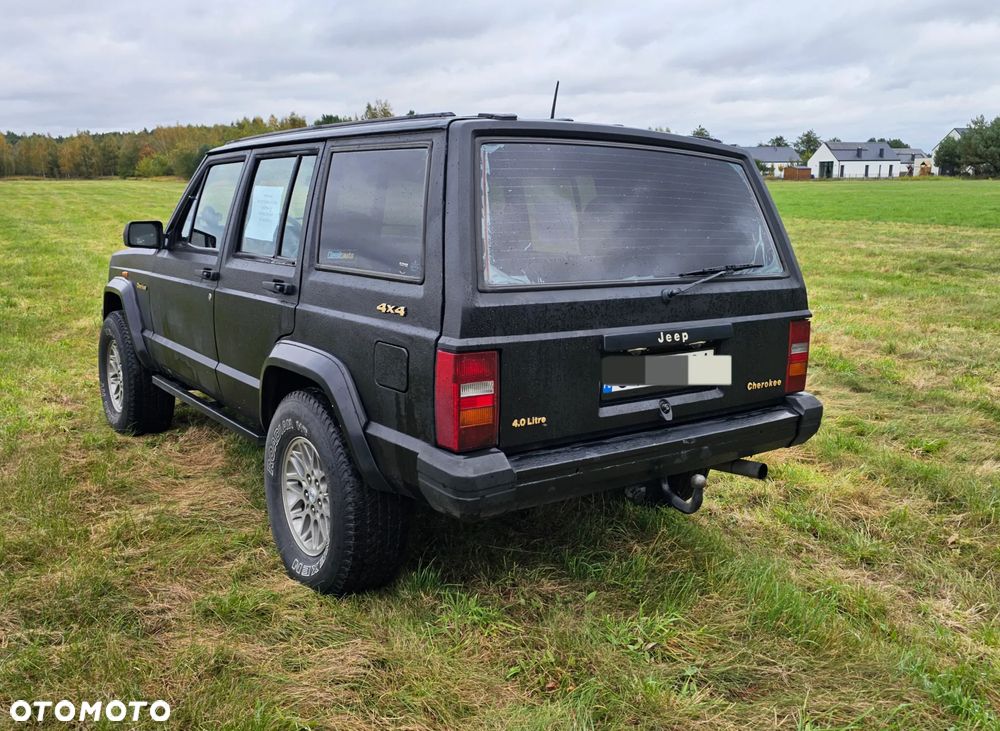 Jeep Cherokee 4.0 Limited - 5