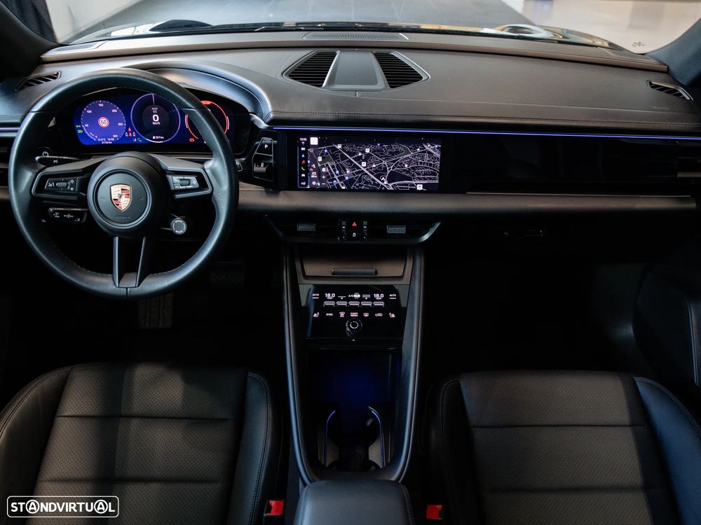 Porsche Macan Electric - 20