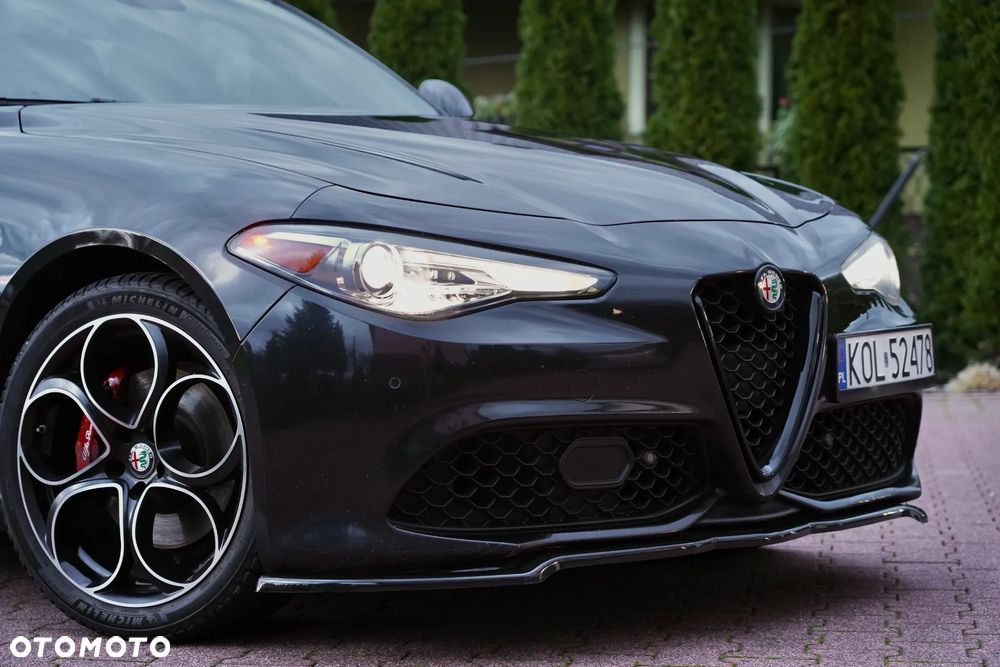 Alfa Romeo Giulia 2.0 Turbo TI Q4 - 4