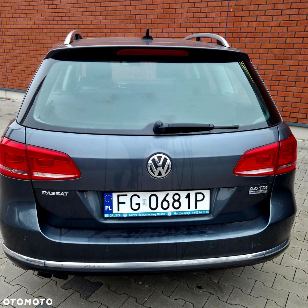 Volkswagen Passat Variant 2.0 TDI BlueMotion Technology Comfortline - 11