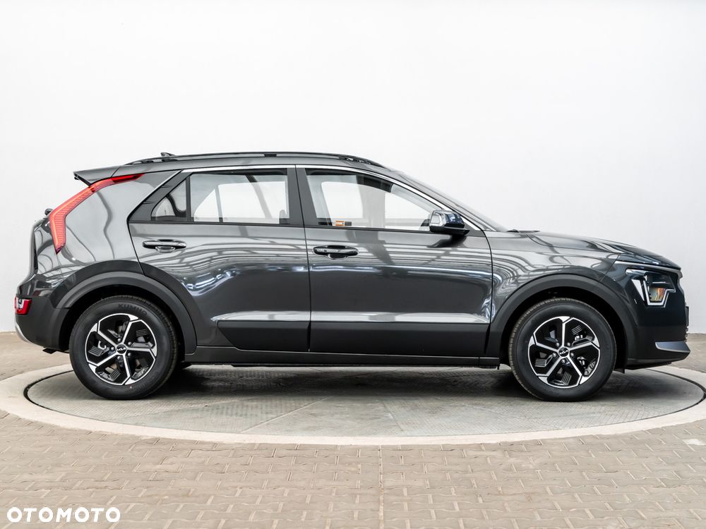 Kia Niro 1.6 GDI Hybrid M - 9