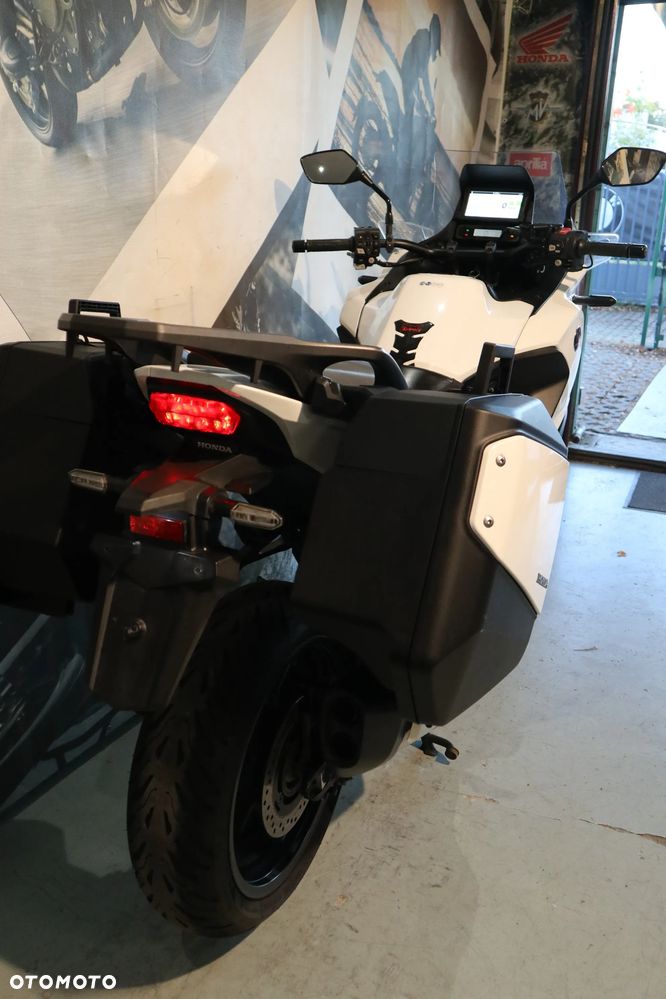 Honda NT - 10