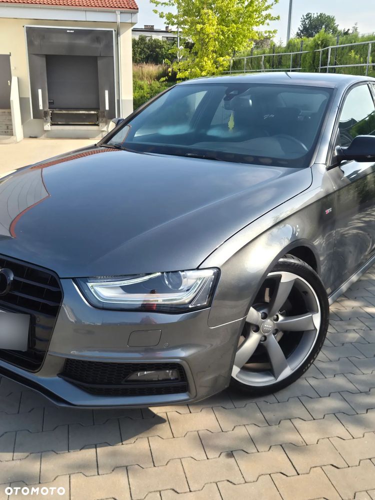 Audi A4 Limousine 2.0 TFSI quattro S tronic S line Sportpaket - 7