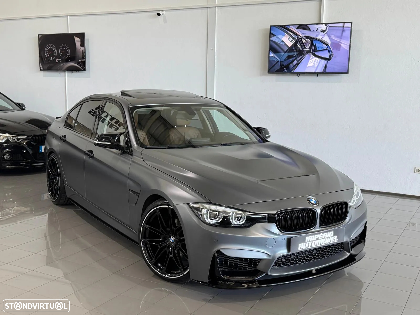 BMW 320 i Pack M - 10