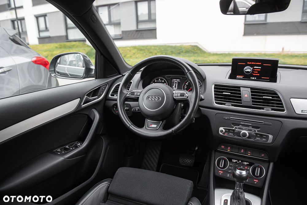 Audi Q3 2.0 TFSI Quattro Design S tronic - 18