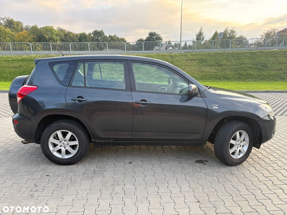 Toyota RAV4 2.2 D-4D 4x4 Team - 15