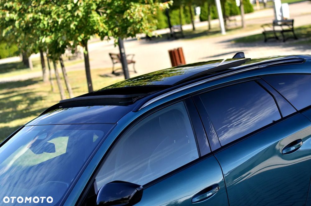 Peugeot 308 180 e-EAT8 GT - 12