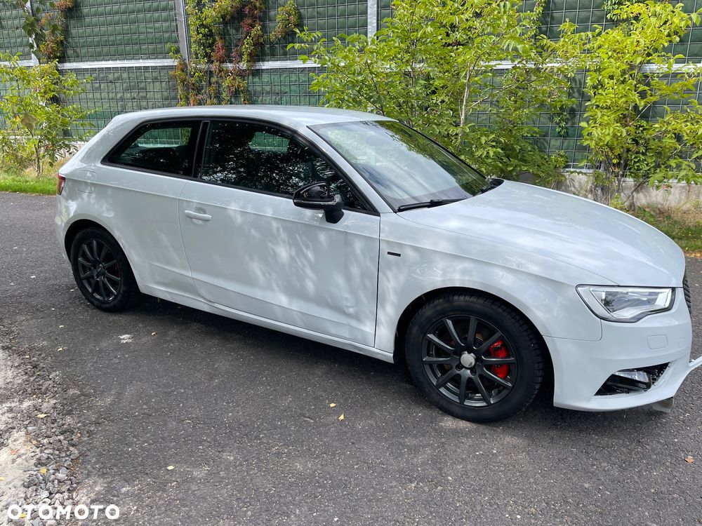Audi A3 3-drzwiowe 1.8 TFSI Attraction - 2