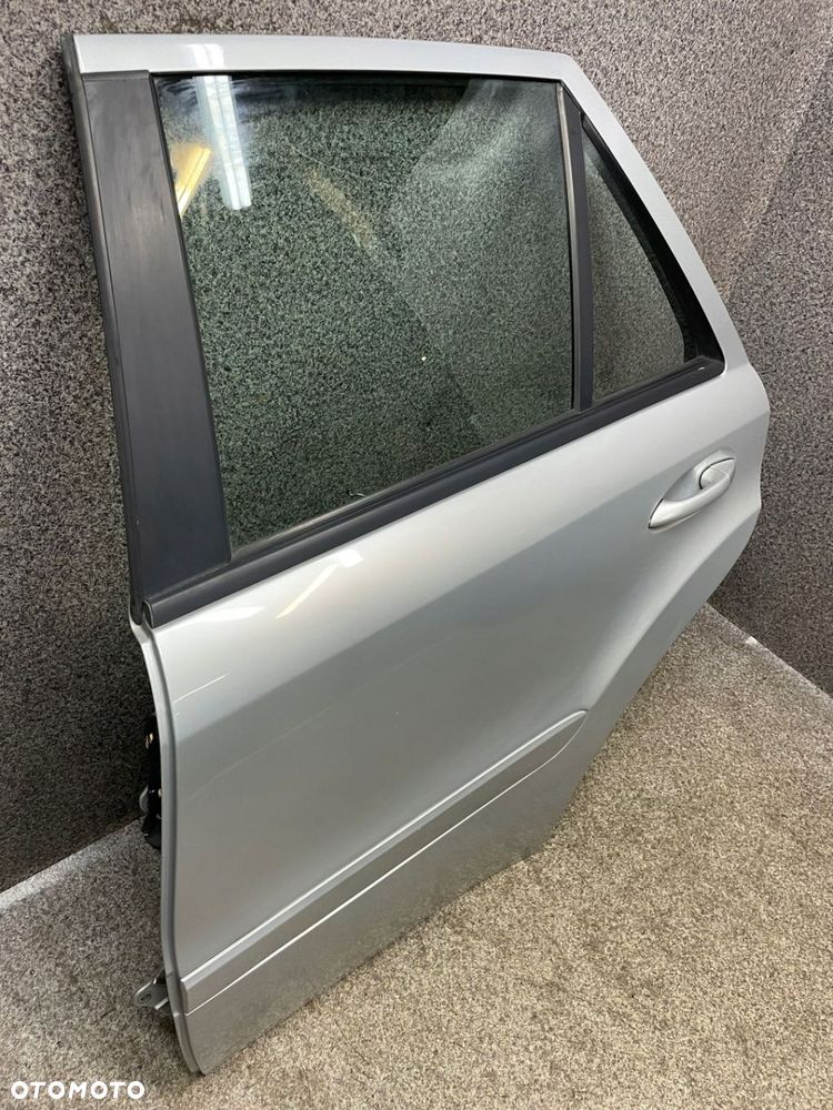 Drzwi lewy tyl tylne srebrne C775 775U Mercedes W164 ML - 4