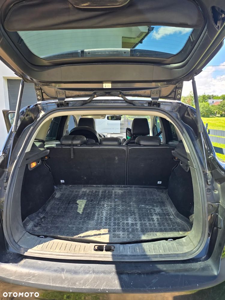 Ford Kuga - 6
