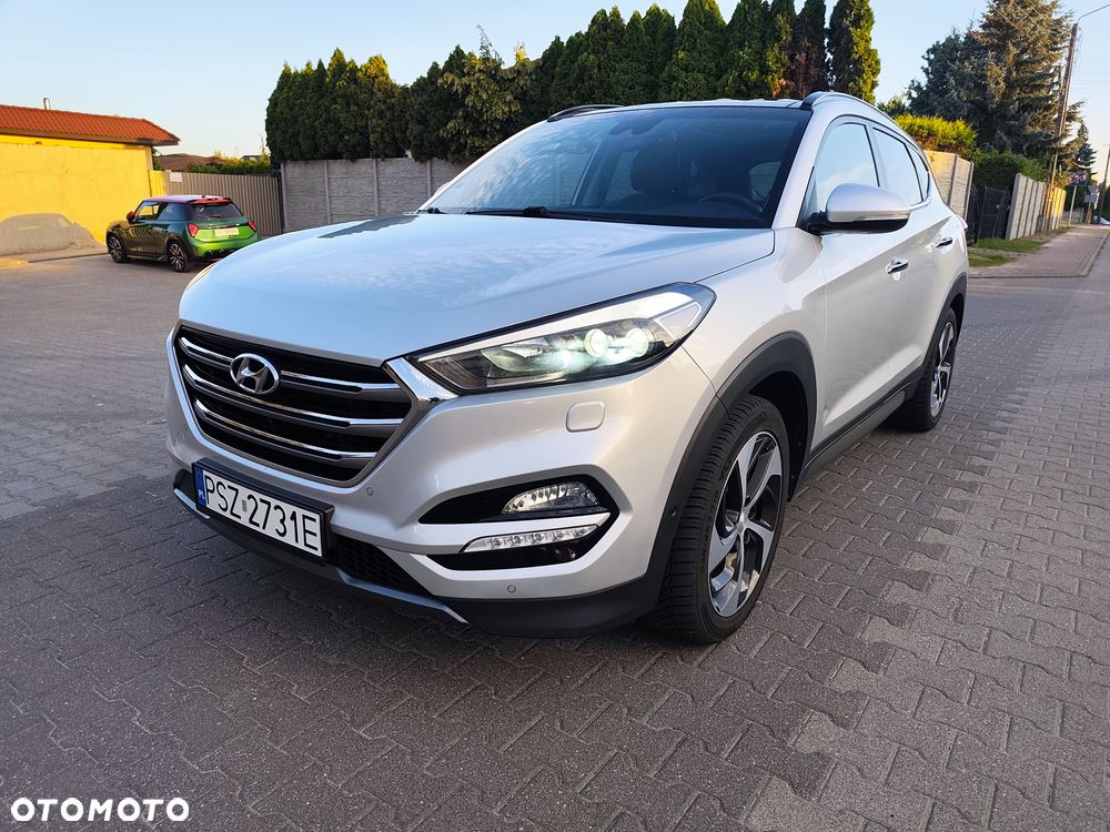 Hyundai Tucson 2.0 CRDi 4WD Automatik Premium - 2