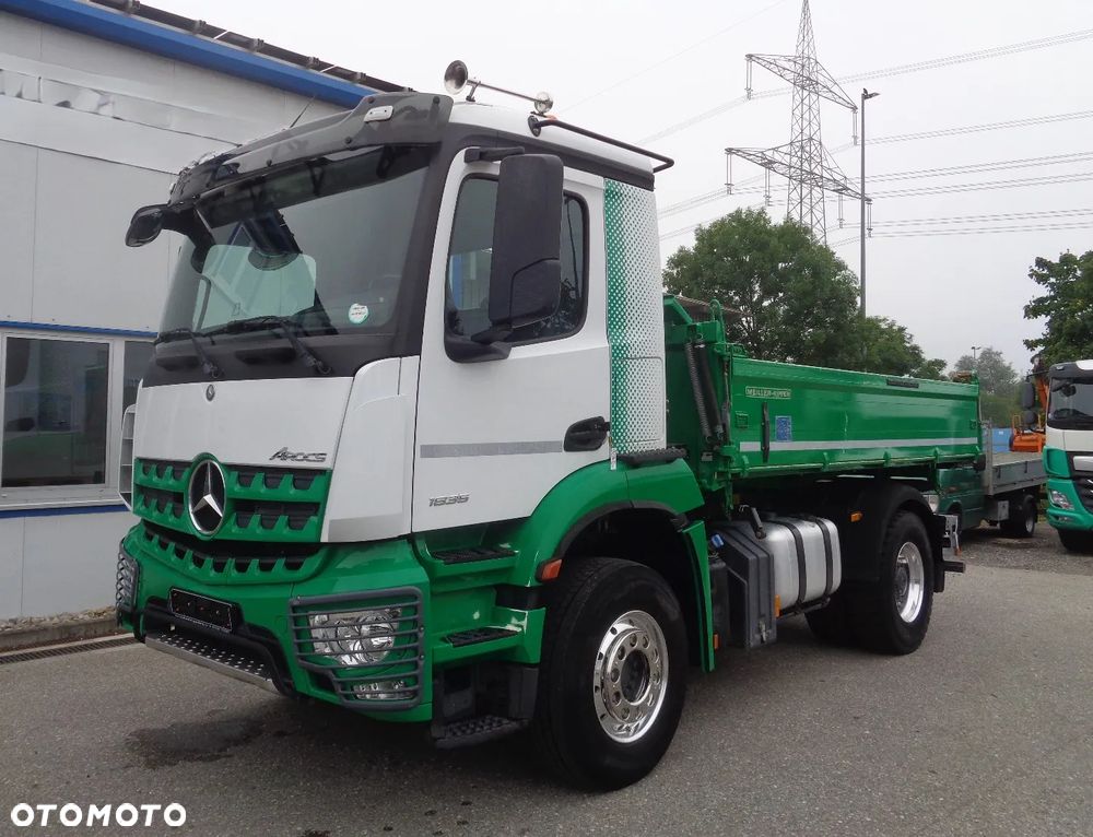 Mercedes-Benz AROCS 1835, MEILLER KIPPER - 3 STRONNY,