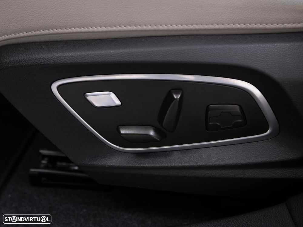 Renault Mégane E-Tech EV60 Iconic - 19