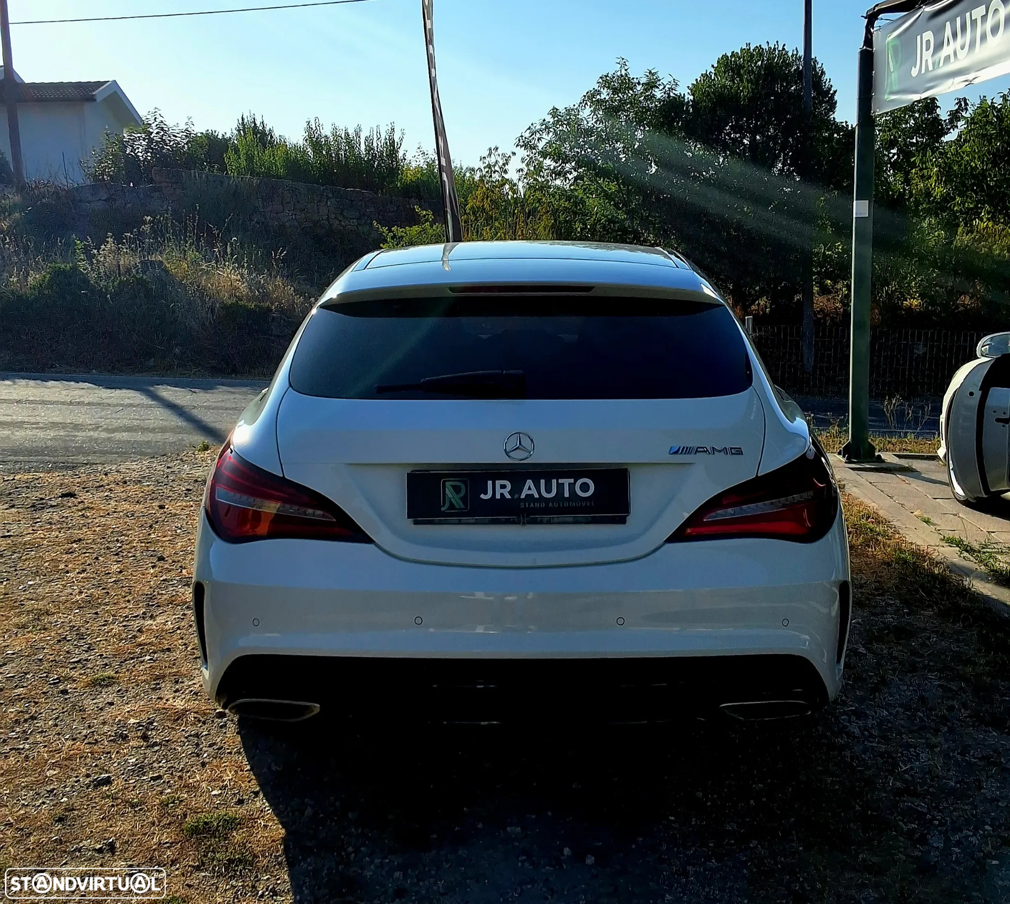 Mercedes-Benz CLA 180 d Shooting Brake AMG Line - 5