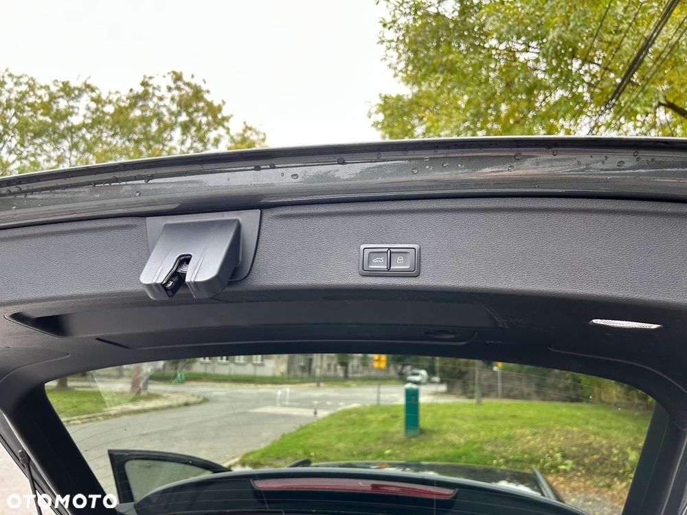 Audi A4 Avant 40 TDI quattro S tronic S line - 15