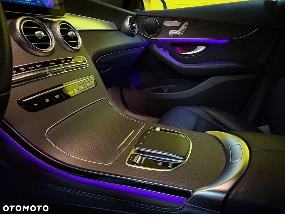 Mercedes-Benz GLC - 14