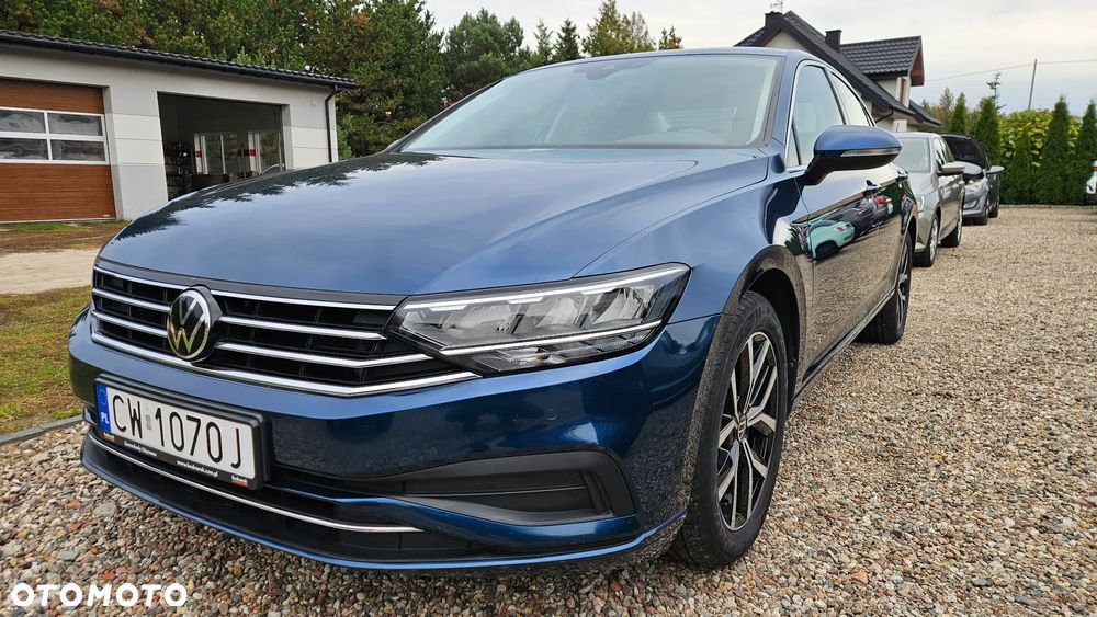 Volkswagen Passat 1.5 TSI EVO Business - 1