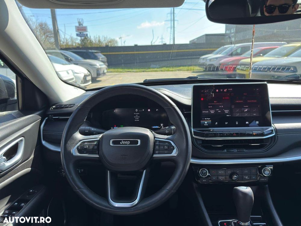 Jeep Compass - 15