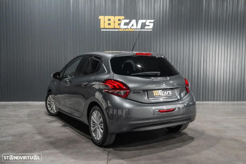 Peugeot 208 - 50