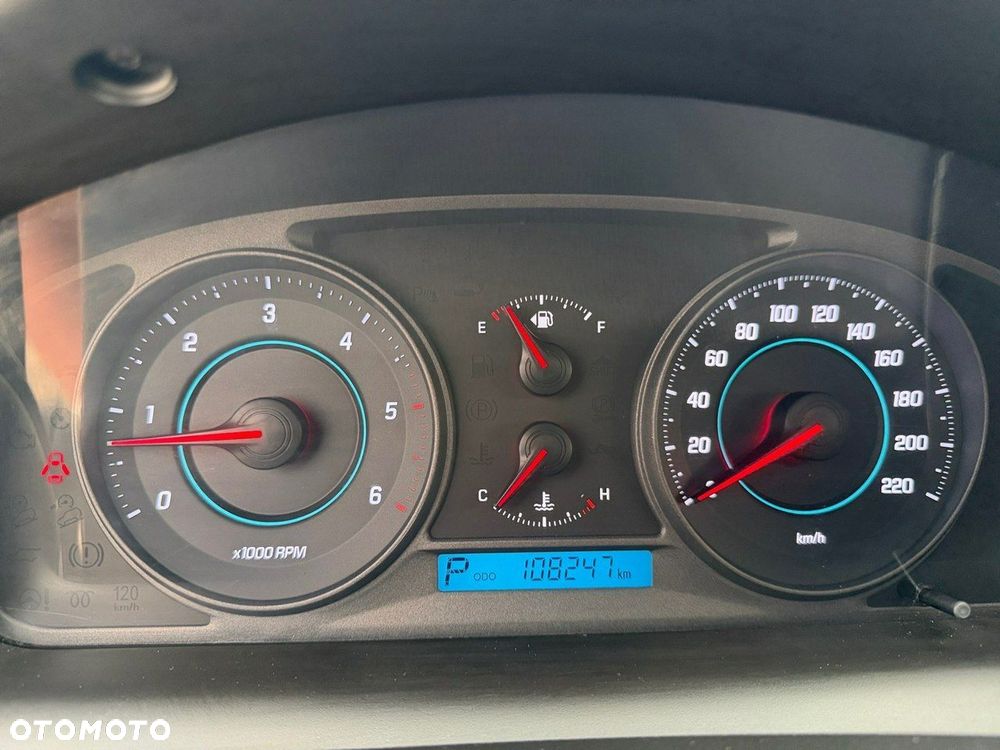 Chevrolet Captiva - 20