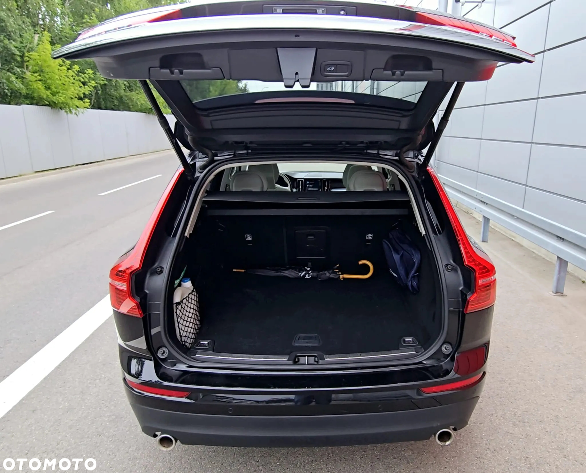 Volvo XC 60 T5 AWD Momentum - 8