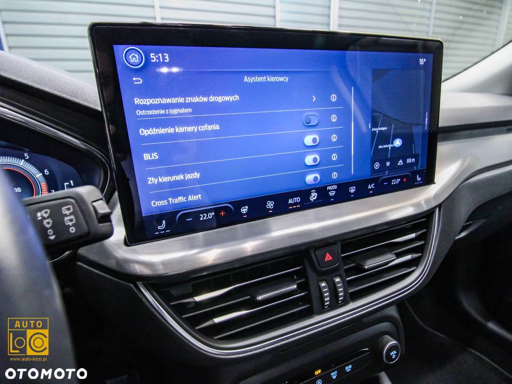 Ford Focus 1.0 EcoBoost Titanium X - 25