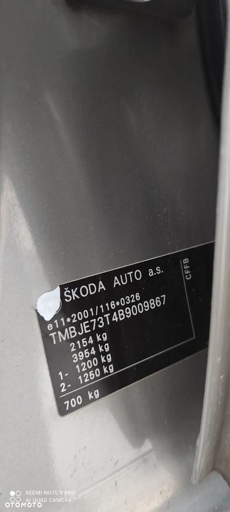Skoda Superb 2.0 TDI Comfort DSG - 30