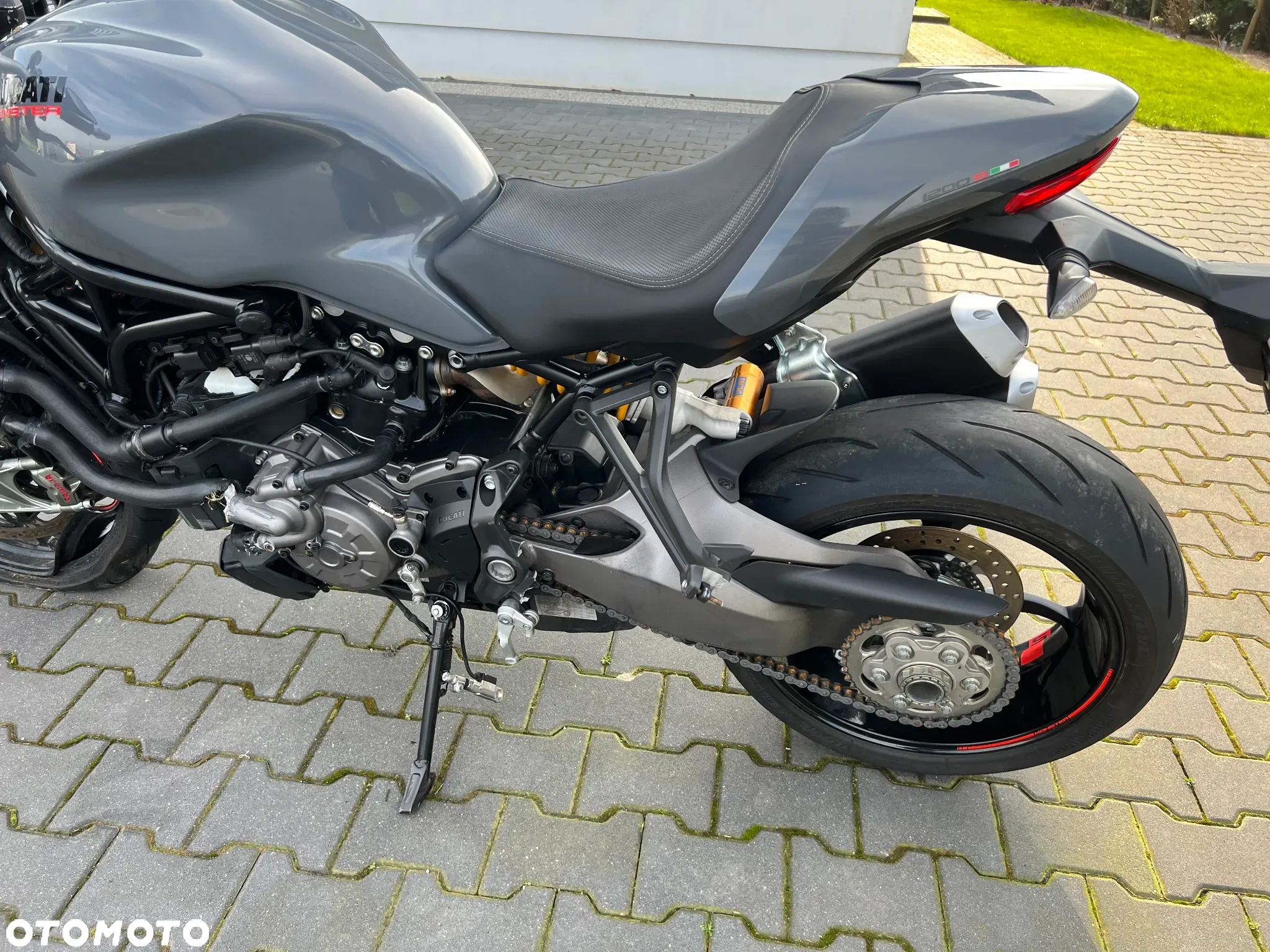Ducati Monster - 18
