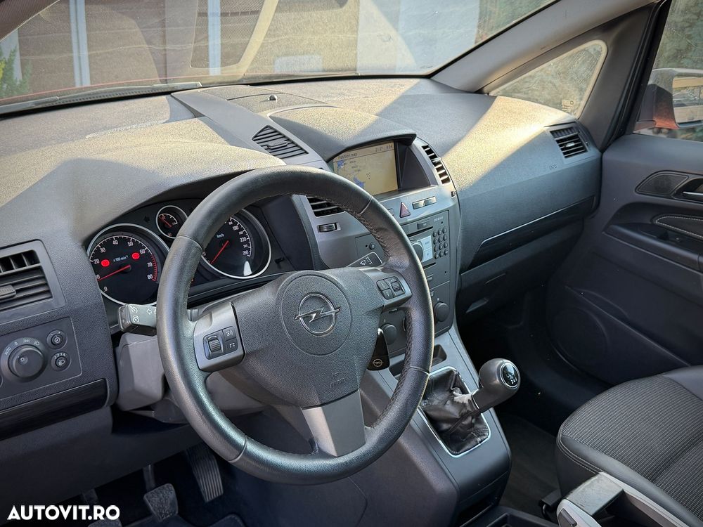 Opel Zafira - 14