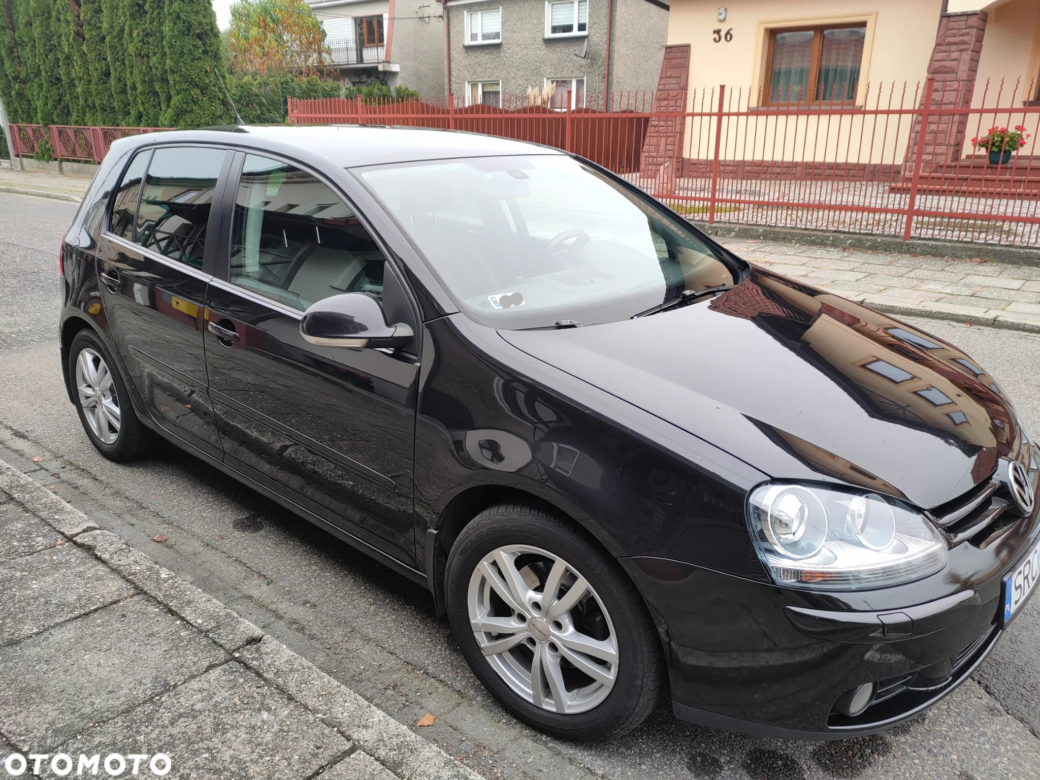 Volkswagen Golf V 2.0 TDI DPF Comfortline - 2