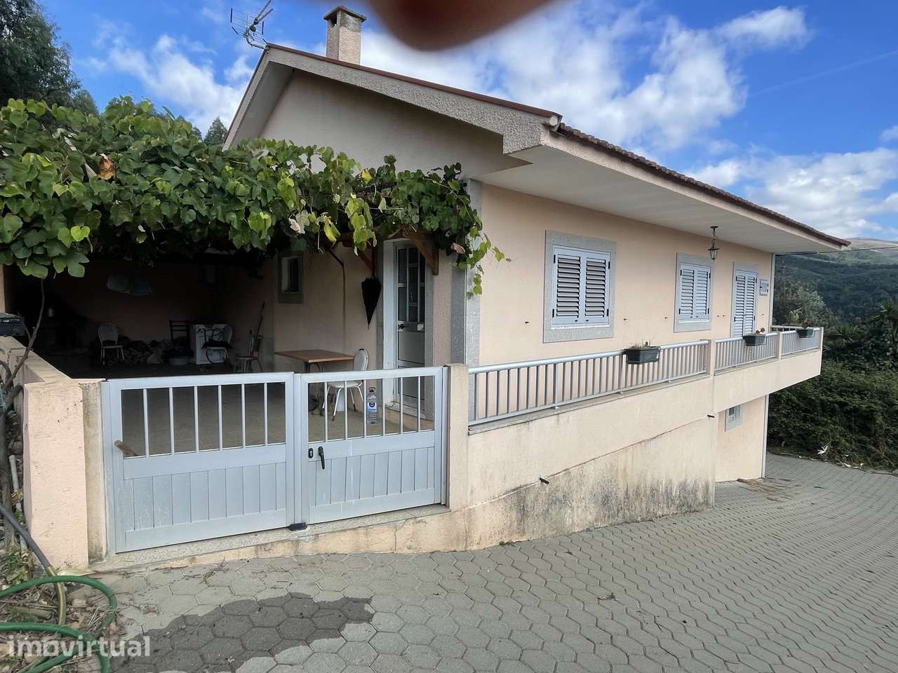 Moradia T3 Isolada com Terraço em Pindelo, Nespereira, Cinfães - Grande imagem: 5/8