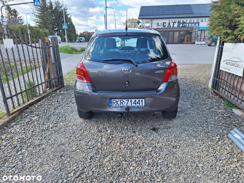 Toyota Yaris 1.0 VVT-i Life - 28