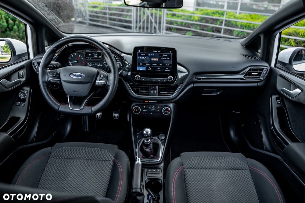 Ford Fiesta 1.0 EcoBoost S&S ST-LINE - 27