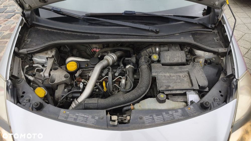 Renault Clio - 14
