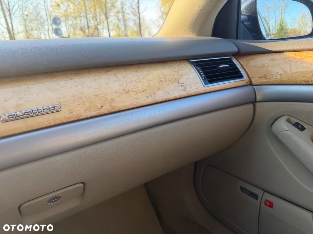 Audi A8 4.2 FSI L Quattro - 20