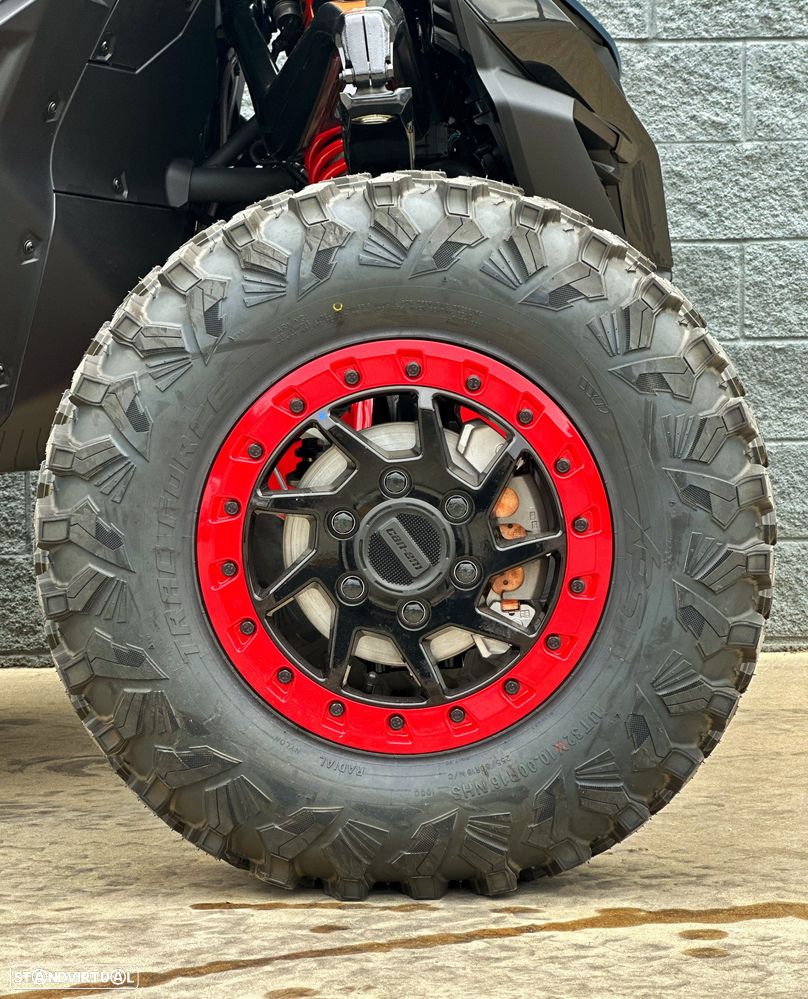 Can-Am Maverick R MAX X RS 999T DCT SAS - 17