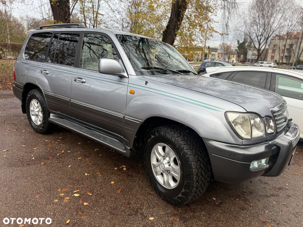 Lexus LX - 7